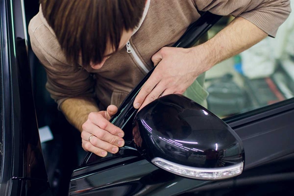 تعمیر آینه - هزینه تعمیر و تعویض آینه بغل خودرو - صافکاری رضایی